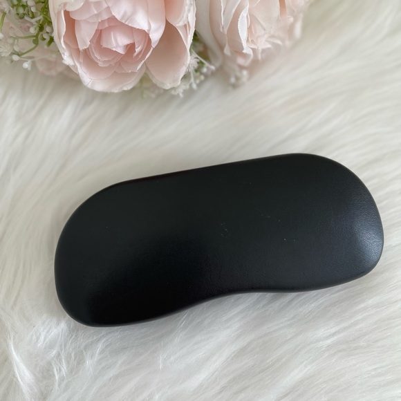 Ray-Ban Eyeglass Case - Picture 3 of 3